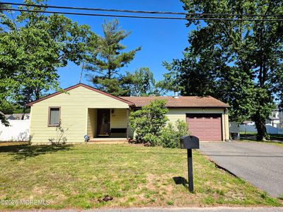 1210 Taylor Lane