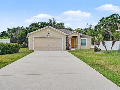8187 Woodvine Cir