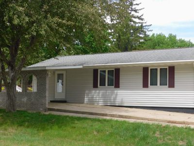 152 Main St