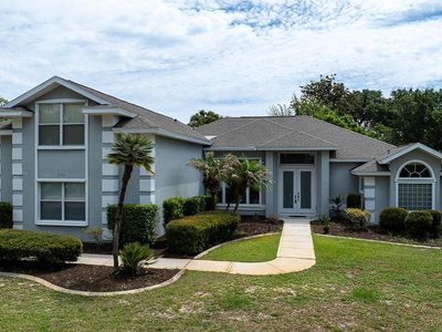2711 John Anderson Dr
