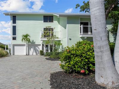 18292 Deep Passage Ln