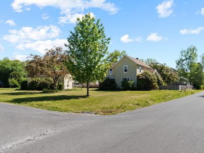 3672 Casanova Rd