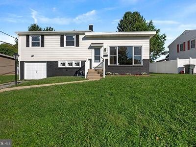 407 E Elm St