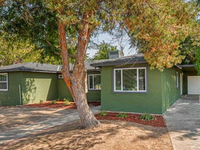 113 W Palo Alto Ave
