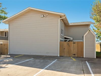 2101 Barak Ln APT 20