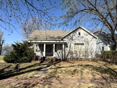 Property at 2002 5th Ave, Kearney, NE