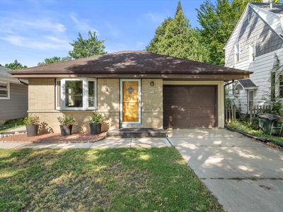 2329 N 115th STREET