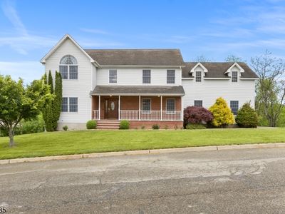 14 Lakeview Ter