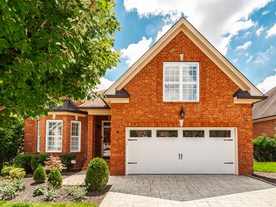 1159 Fairvue Village Ln