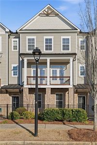 1030 Rivermont Aly