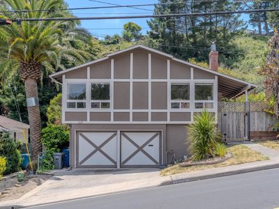 1539 Terra Nova Blvd