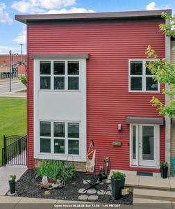 Property at 318 N Van Buren St, Green bay, WI