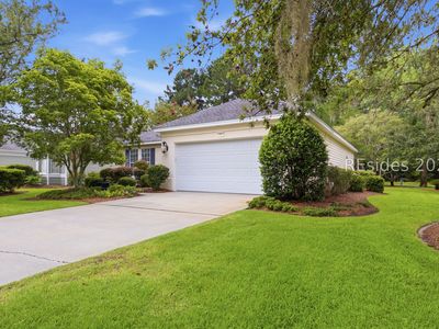 35 Hampton Cir