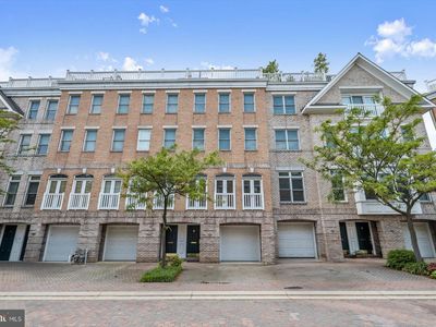 1252 Harbor Island Walk