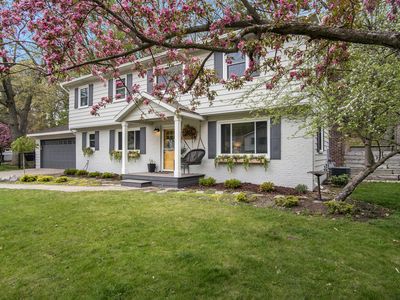 1848 Forest Park Rd