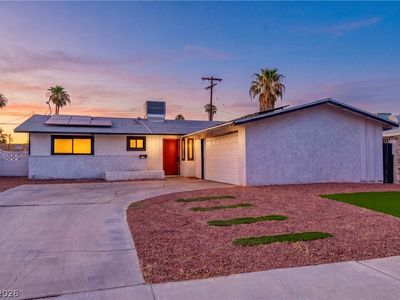 5804 Carmen Blvd