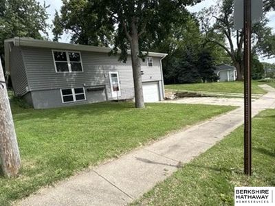 Property at 1321 Lincoln Ave, Plattsmouth, NE