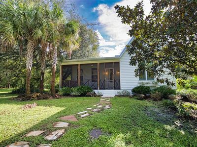 1268 NW Pine Creek Ave