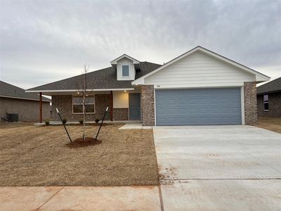 916 Shady Meadow Way