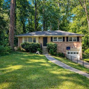 375 Derbyshire Dr