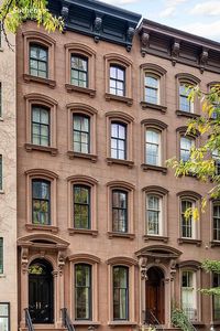 34 W 12th St