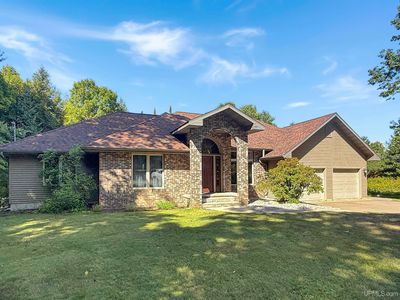 104 Elm Grove Ln