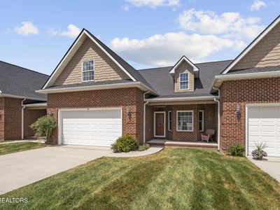 42 Saddle Brook Ln
