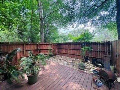 4 Sawmill Grove Ln #4