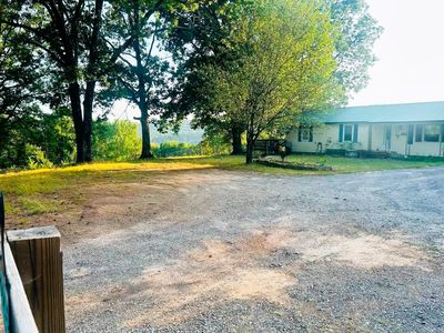 2225 Highway 16 W