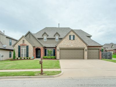 6083 E 143rd Pl S