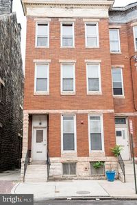 8 N Pulaski St