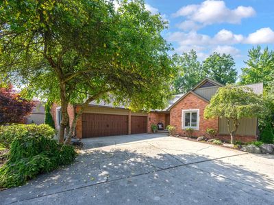 1734 Snowden Cir