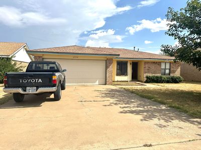 2704 Navasota Dr