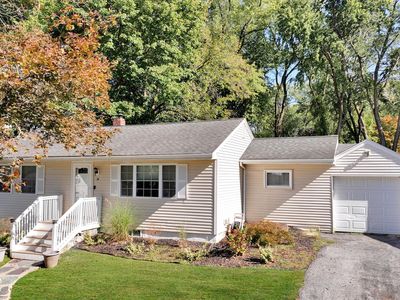 14 W Dogwood Drive