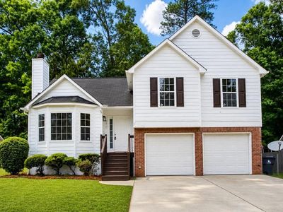 1077 Athena Ct