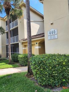 440 S Park Rd APT 206