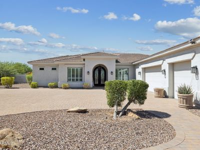 5847 E Quail Track Drive