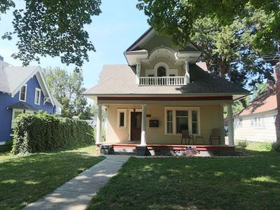 1818 W 10th Ave
