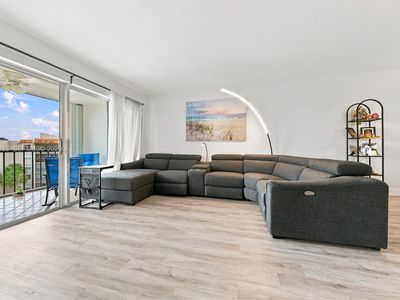 3930 Inverrary Blvd APT 602-D