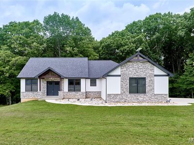105 Merz Meadows Dr