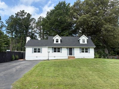 6015 Oakhaven Dr