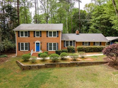 140 Rollingwood Drive