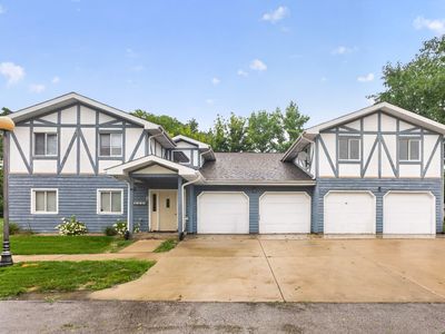 2S640 Cerny Rd Unit A4