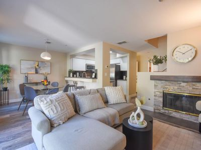 6993 Rodling Dr Unit C