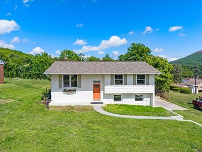 Property at 104 Pine St, Narrows, VA
