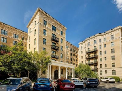 2853 Ontario Rd NW APT 107
