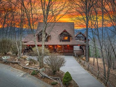 1150 Mountain High Dr