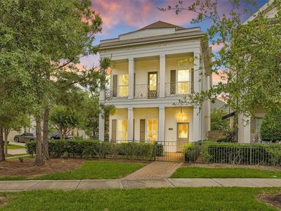 270 Green Blvd
