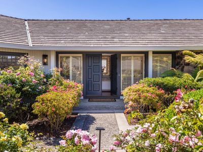 8022 River Pl