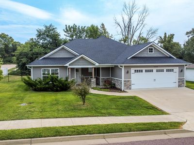 1420 S Berkley Dr